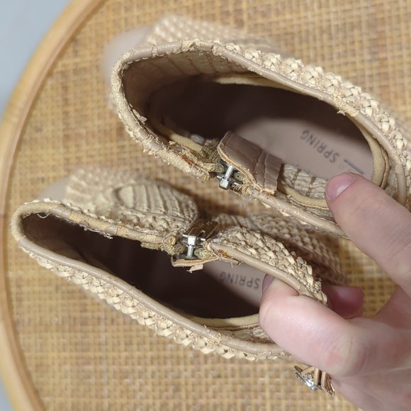 Aldo Call it Spring Woven Fabric Weave Heeled Ankle Booties Tan Women's size 7.5 - Picture 6 of 8